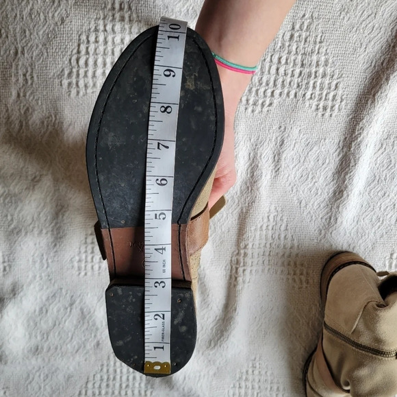 Modern Vintage Slouched Over the Ankle Zip up Belted  Stacked Heel Boots - Picture 11 of 13